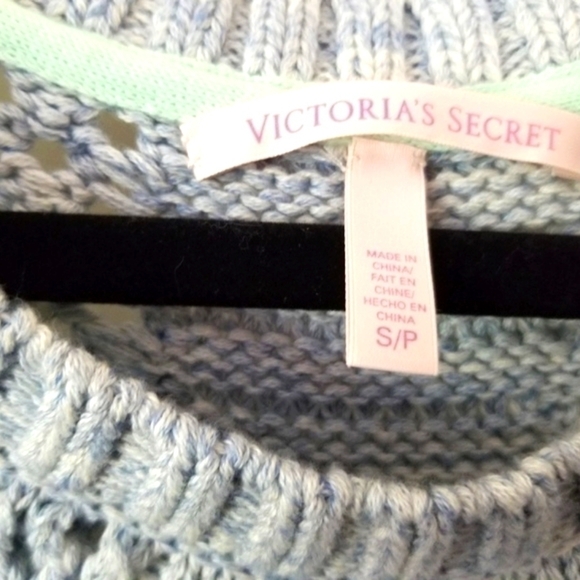 Victoria Secret Oversized Sweater SP - Picture 2 of 5